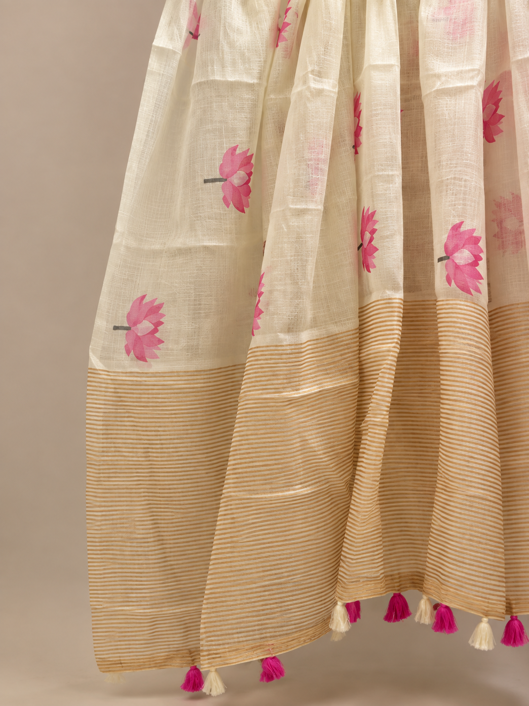 Lotus Motif Cotton Saree